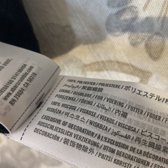 Hollister Co. Black Lace Mini Halter Dress Pre 2010 with Soft Inner Lining - Picture 13 of 13